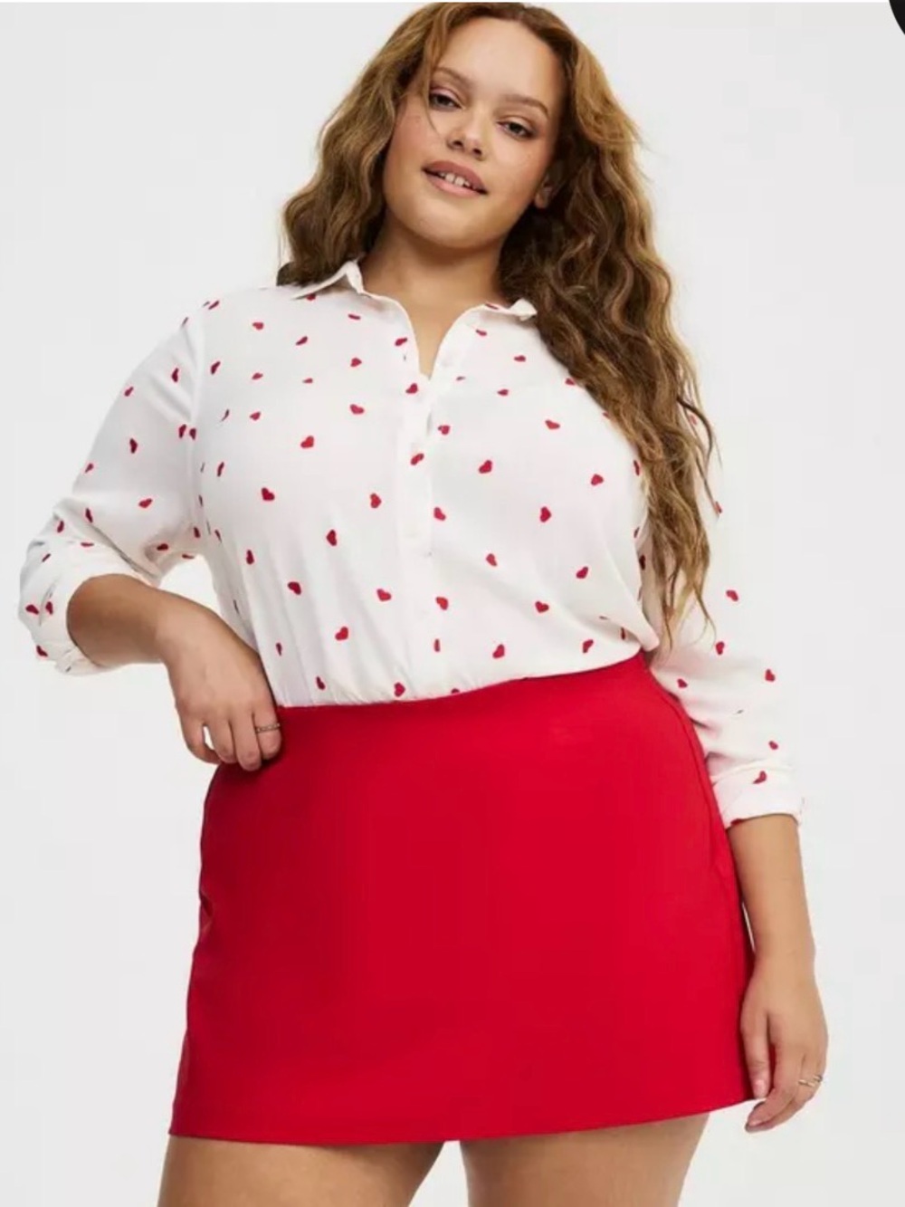 Torrid Studio Red Pull-On Skort (3X)